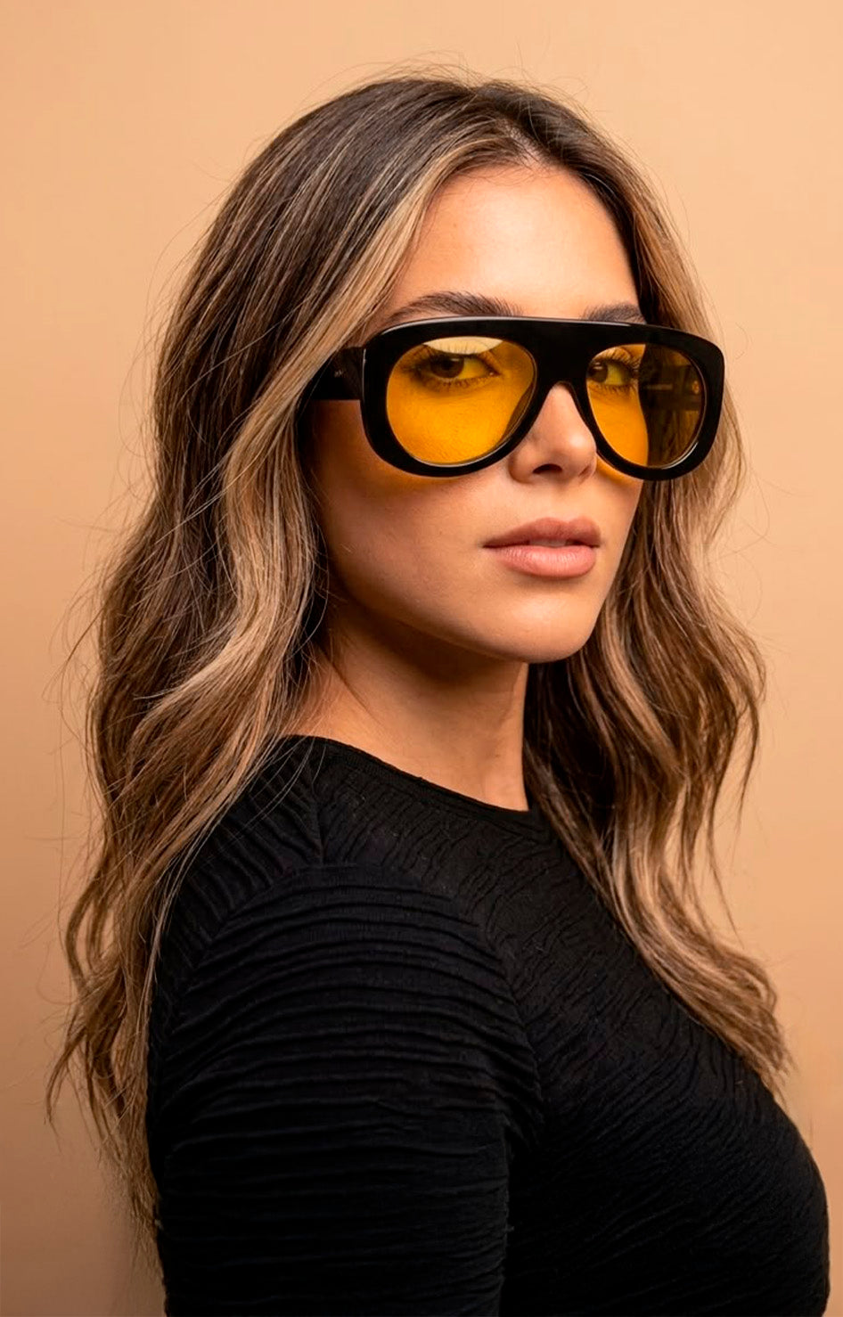 Lentes de sol con marco grueso