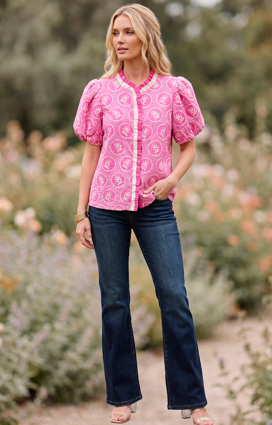 Blusa fucsia con detalle bordado - BLUSAS REGULAR Boutiquemirel 