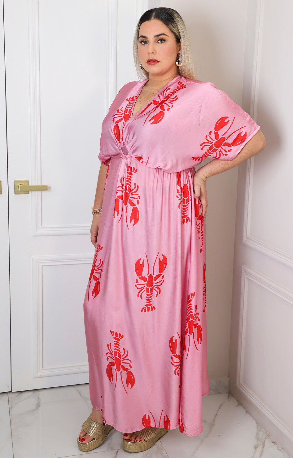 Vestido rosa con estampado de langostas