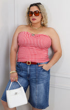 Blusa strapless a cuadros con broche