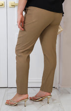 Pantalon con cinturón