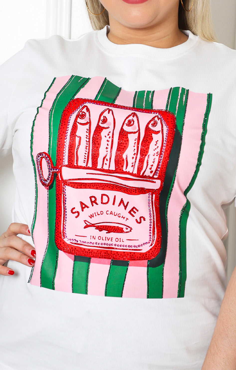 Blusa con estampado de lata de sardinas
