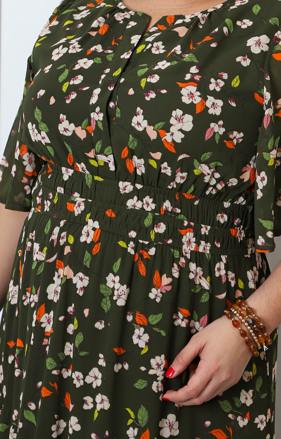 Vestido largo floral verde con mangas globo