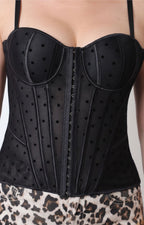 Bustier con tirantes de encaje y ganchillos