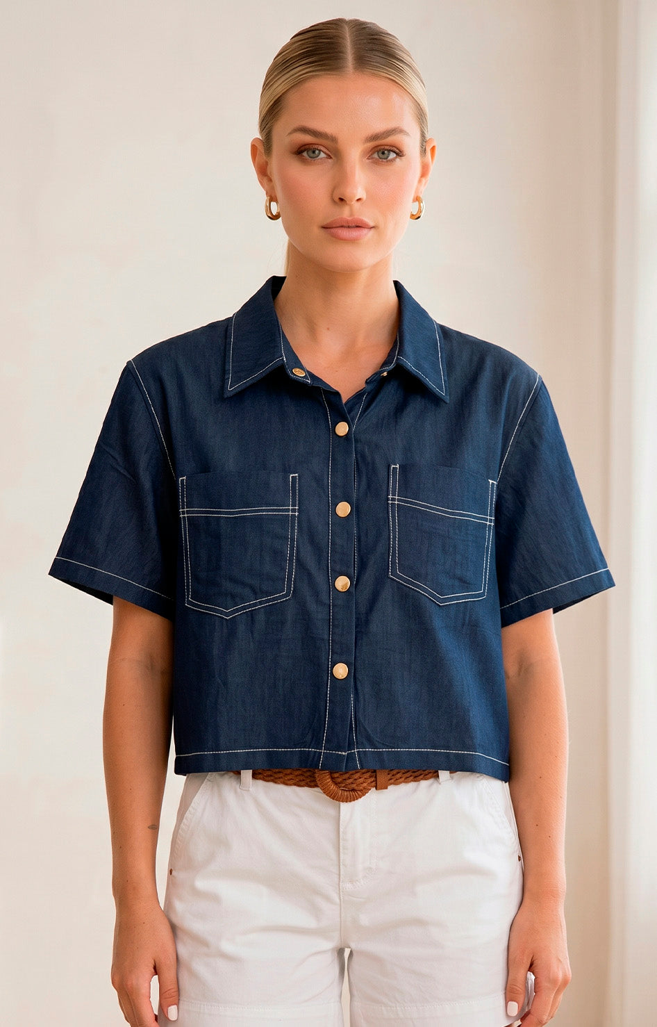 Blusa camisera con bolsillos