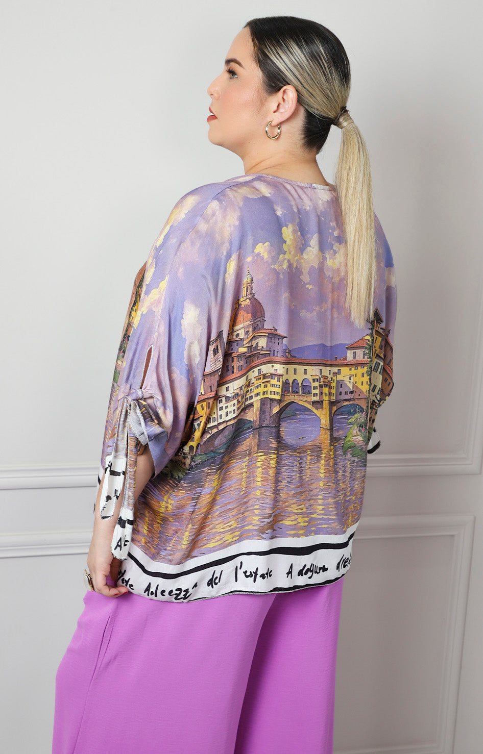 Blusa con estampado de paisaje y lazos