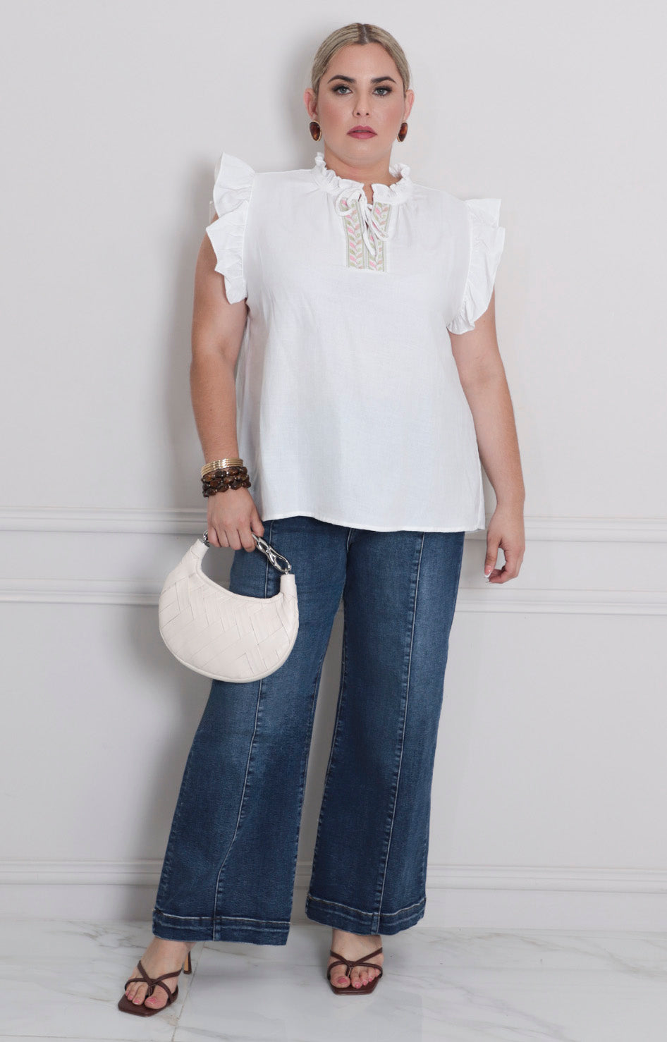 Blusa blanca con bordado - BLUSAS CURVY Boutiquemirel 