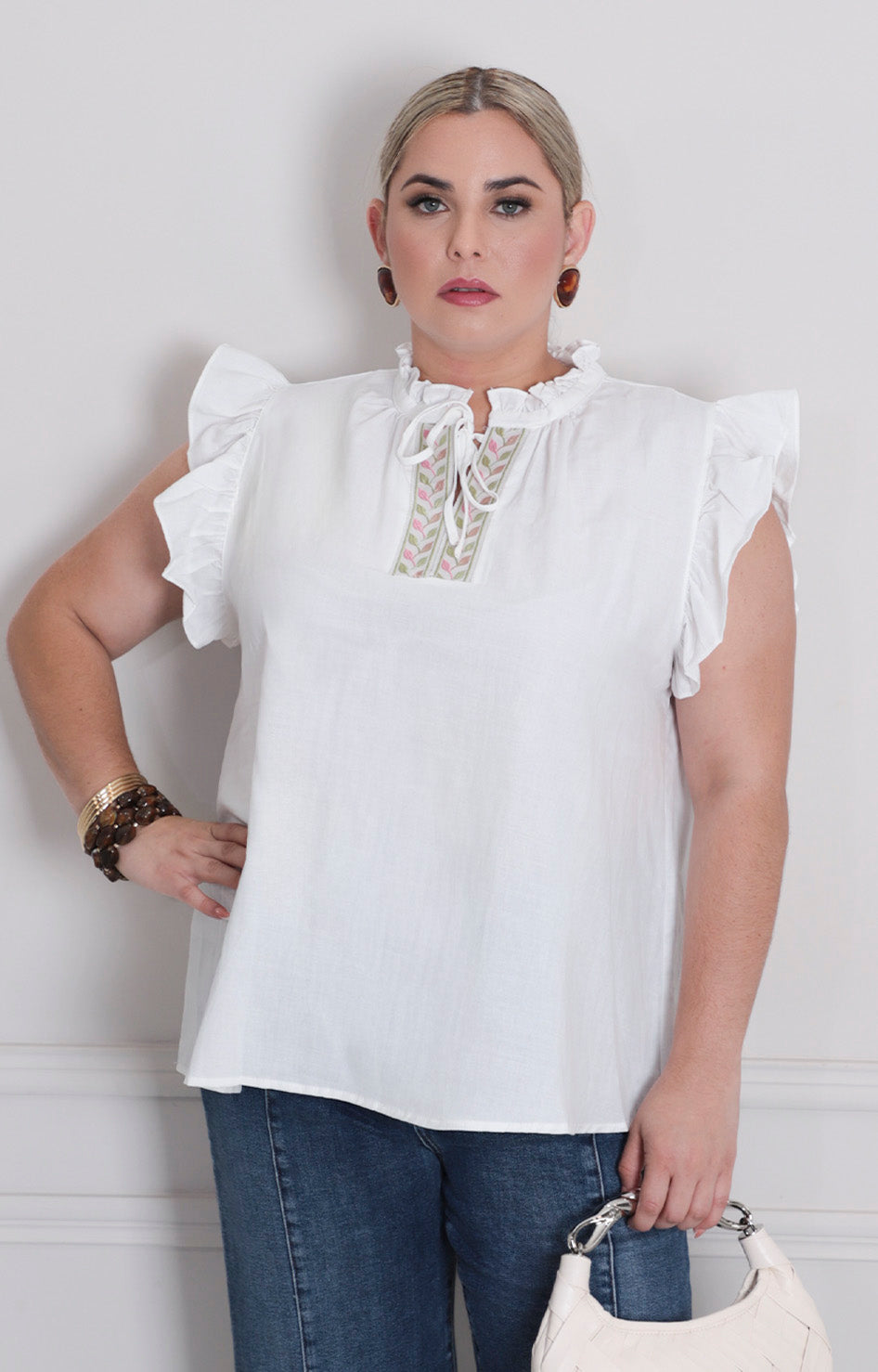 Blusa blanca con bordado - BLUSAS CURVY Boutiquemirel 
