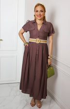 Vestido camisero café con cinturón