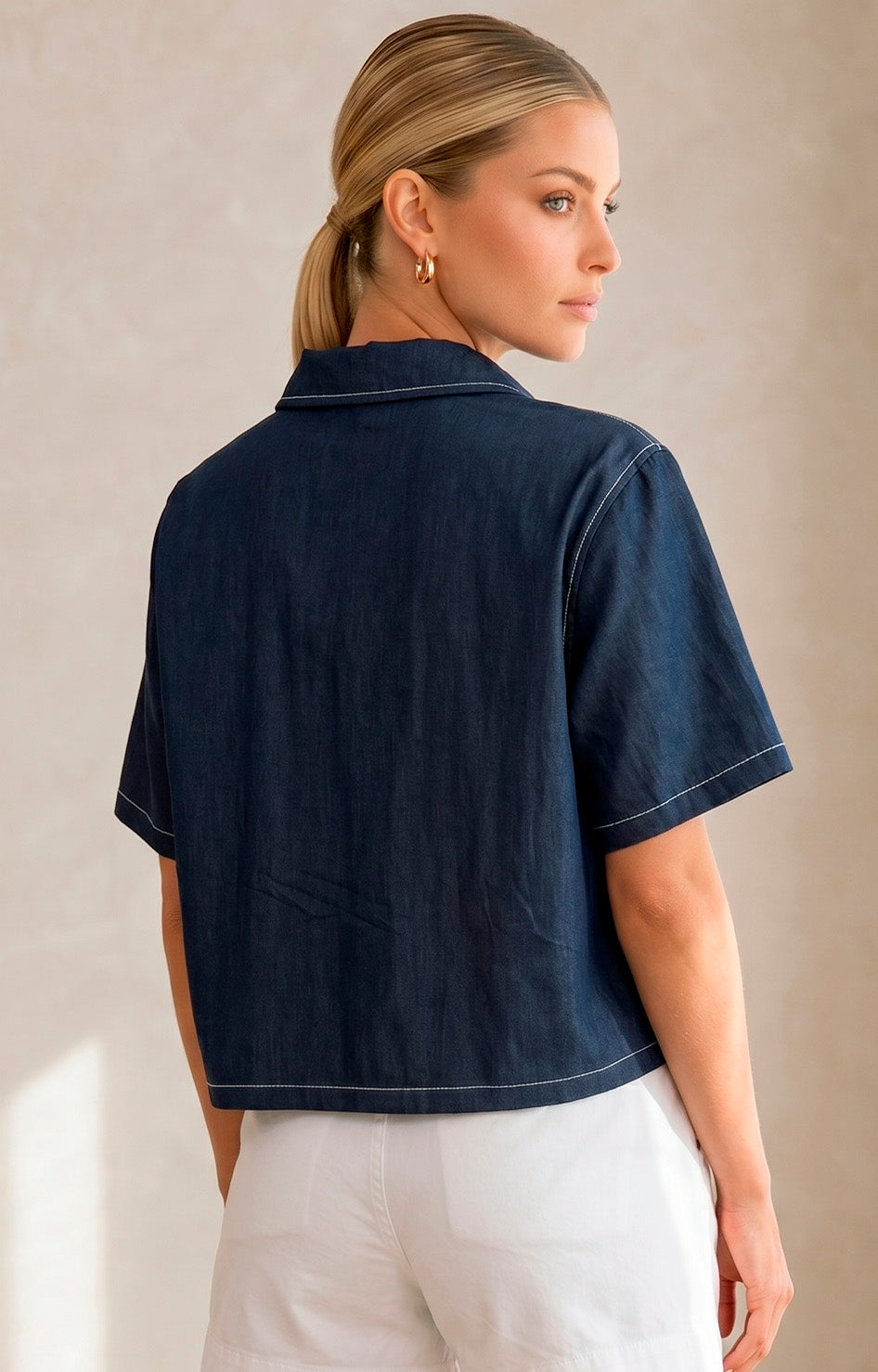 Blusa camisera con bolsillos