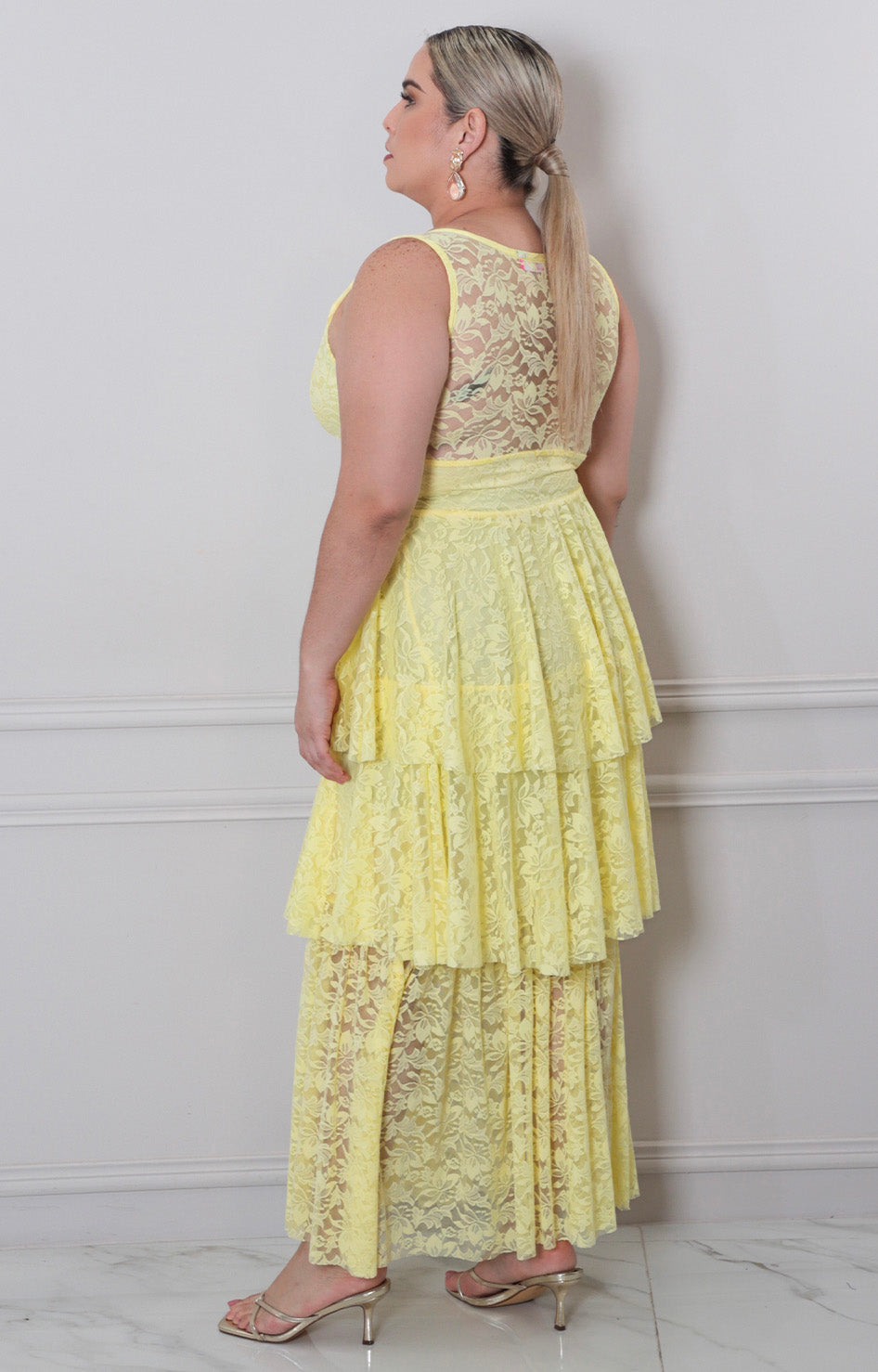 Vestido largo con volantes - VESTIDO LARGO CURVY Boutiquemirel 