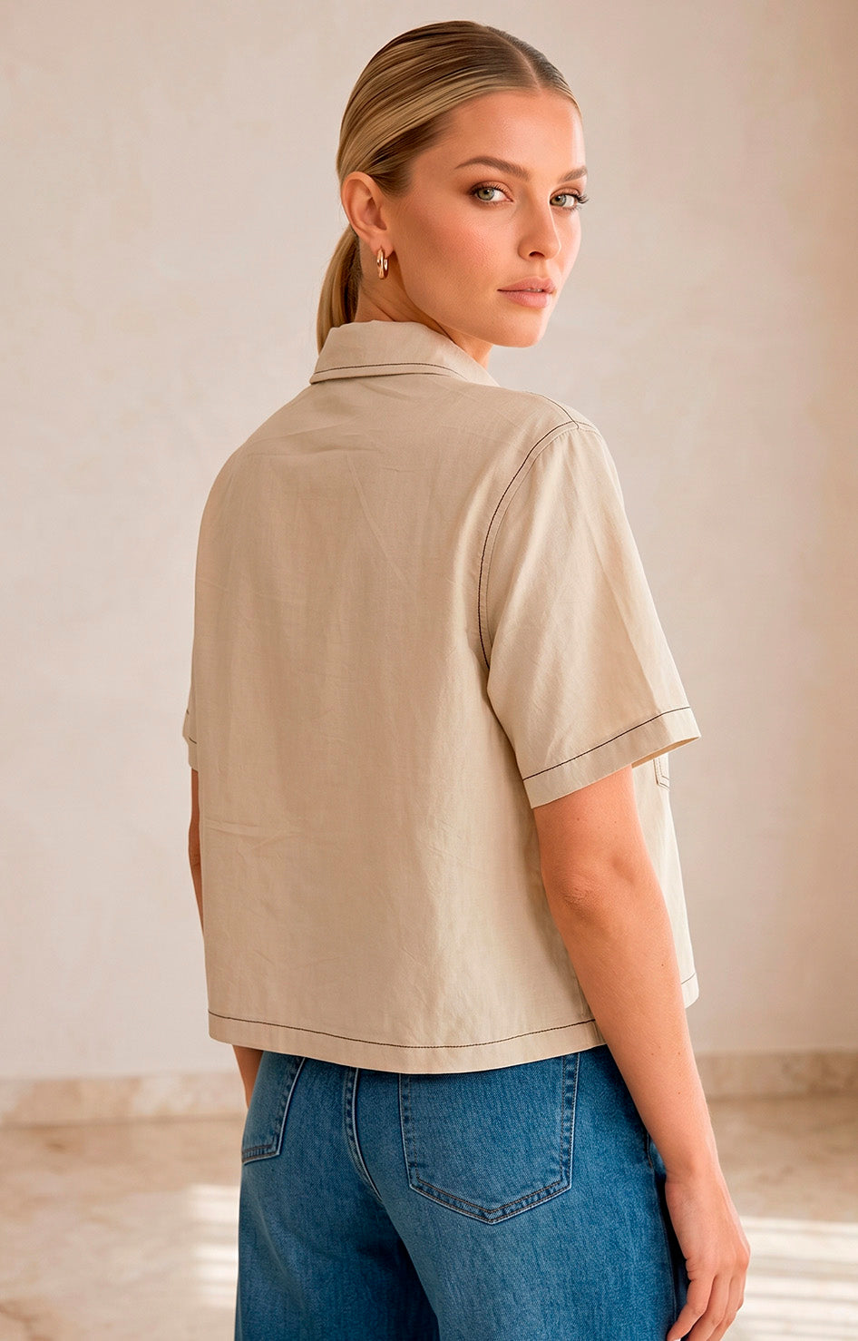 Blusa camisera con bolsillos