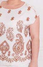 Blusa beige con bordado - BLUSAS CURVY Boutiquemirel 