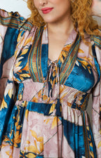 Vestido con escote en V y estampado floral