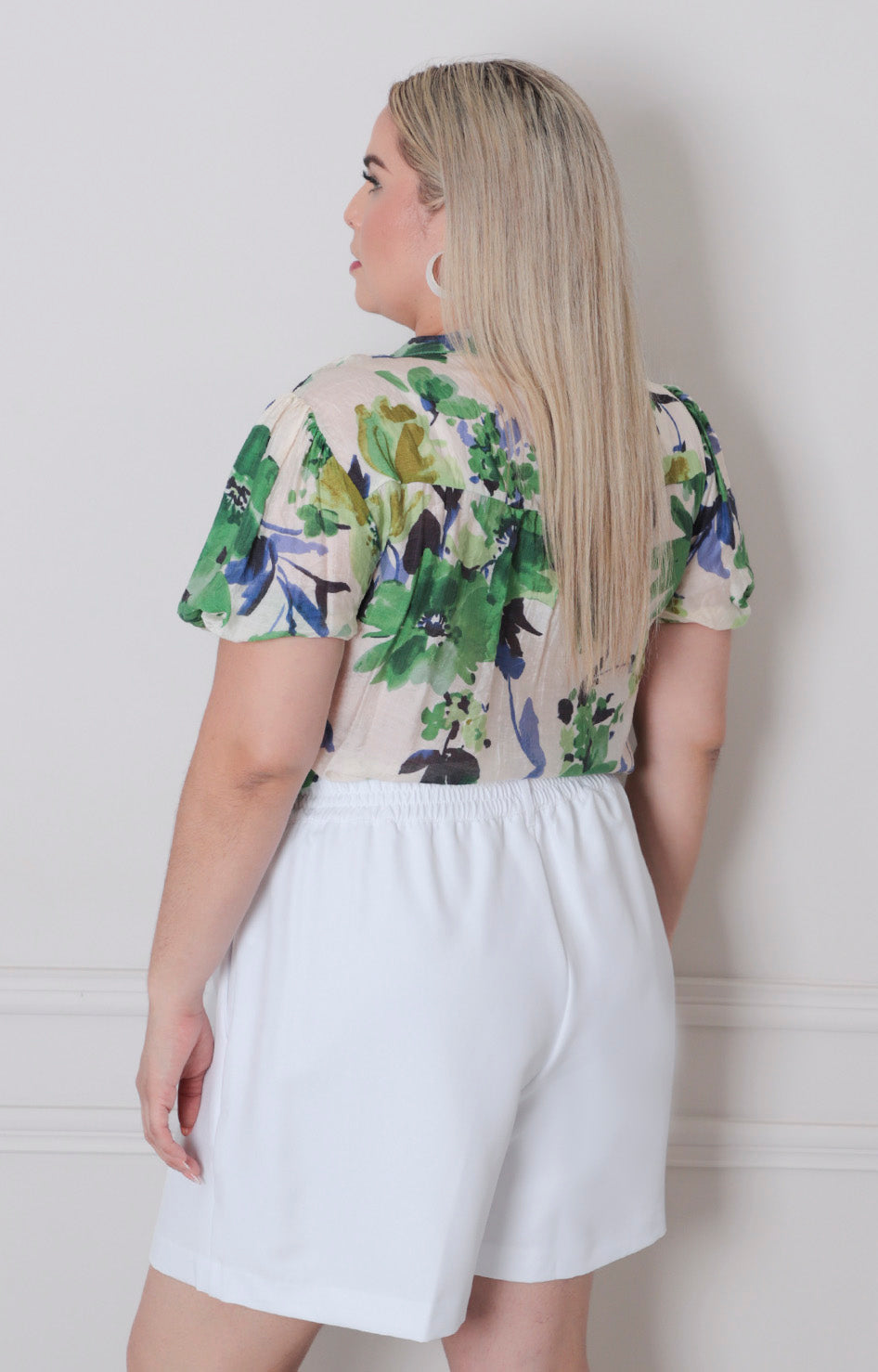 Blusa estampada con bordado - BLUSAS CURVY Boutiquemirel 