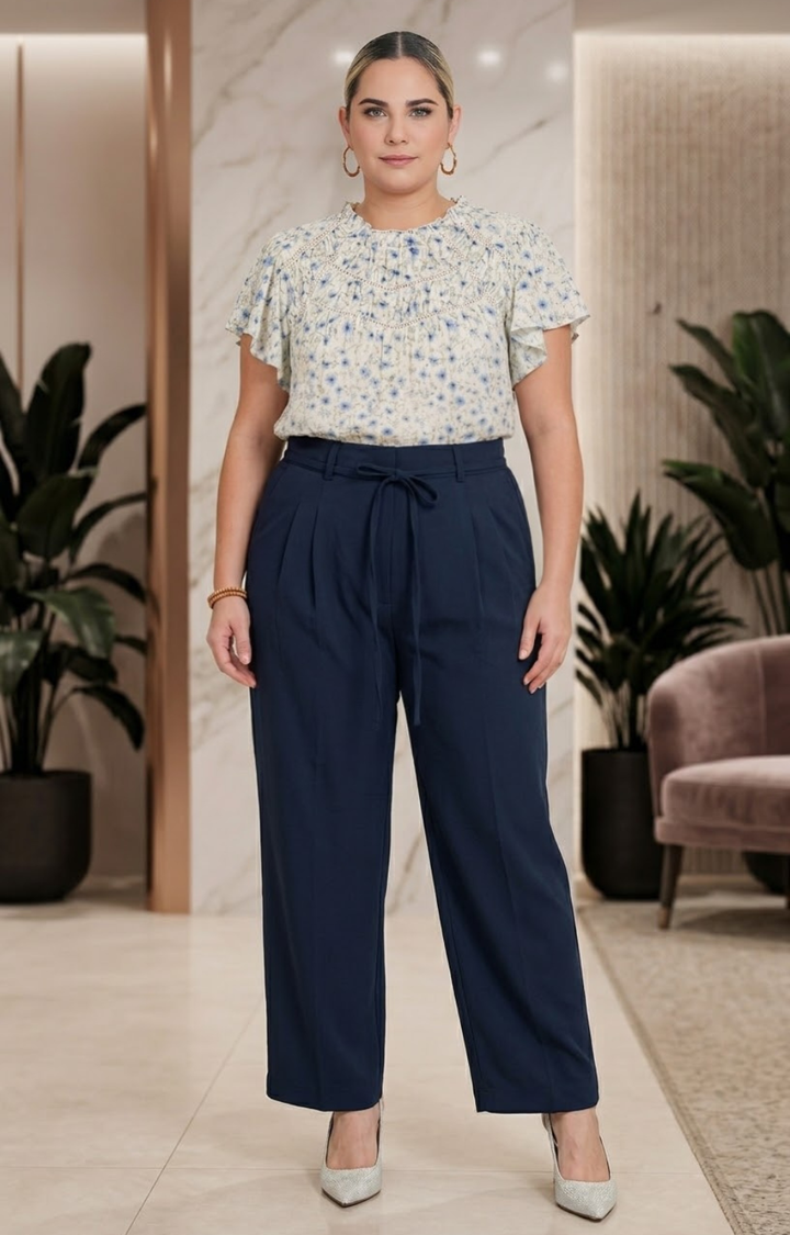 Pantalón azul con listón