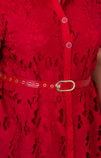 Vestido de guipur floral con cinturón