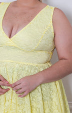 Vestido largo con volantes - VESTIDO LARGO CURVY Boutiquemirel 