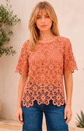 Blusa guipur floral - BLUSAS REGULAR Boutiquemirel 