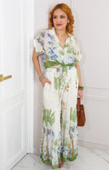 Conjunto beige con estampado oriental