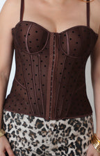 Bustier con tirantes de encaje y ganchillos