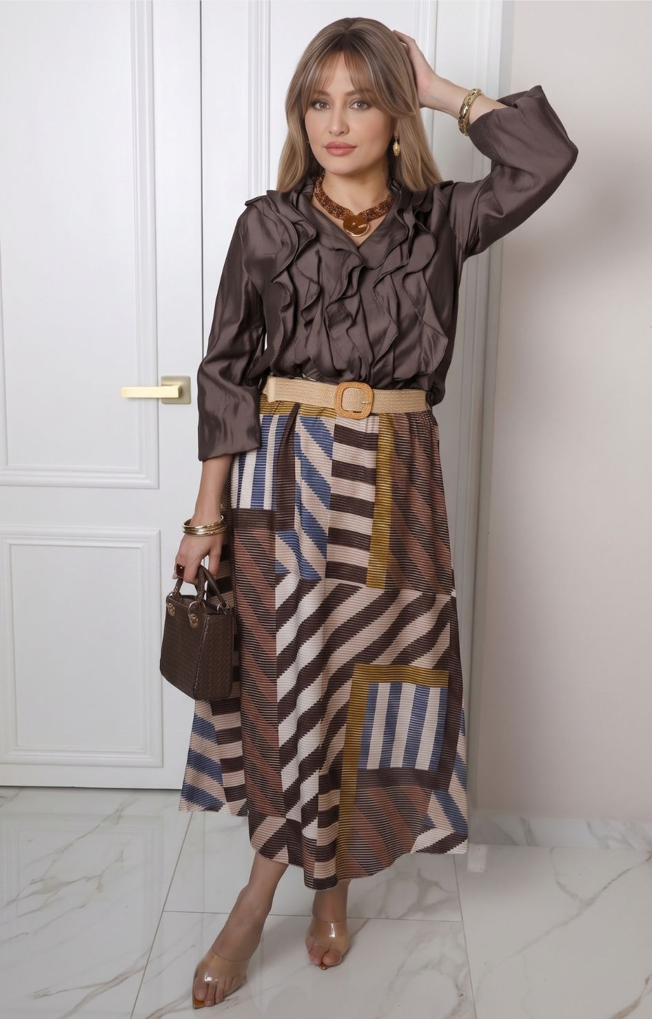 Blusa con volantes al frente