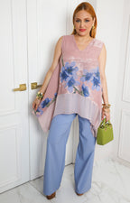 Blusa rosa con estampado floral