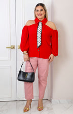 Blusa con hombros descubiertos y pañoleta