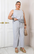 Conjunto a rayas con bordado