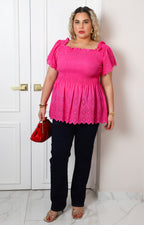 Blusa peplum con bordado calado