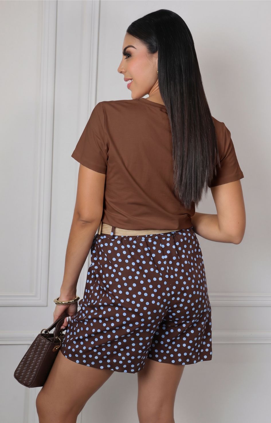 Blusa con estampado floral y aplicaciones