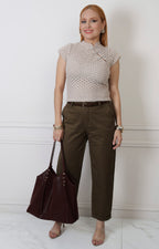 Blusa regular beige tejida Boutiquemirel con cierres decorativos visibles