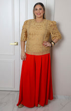 Blusa de guipur con mangas 3/4