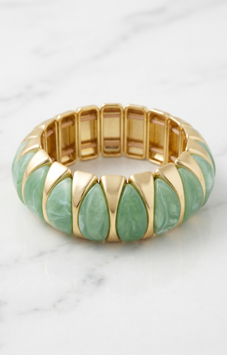 Pulsera Dorado con Detalles de Jade Verde - PULSERA Boutiquemirel 