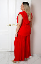 Conjunto plisado con lazo