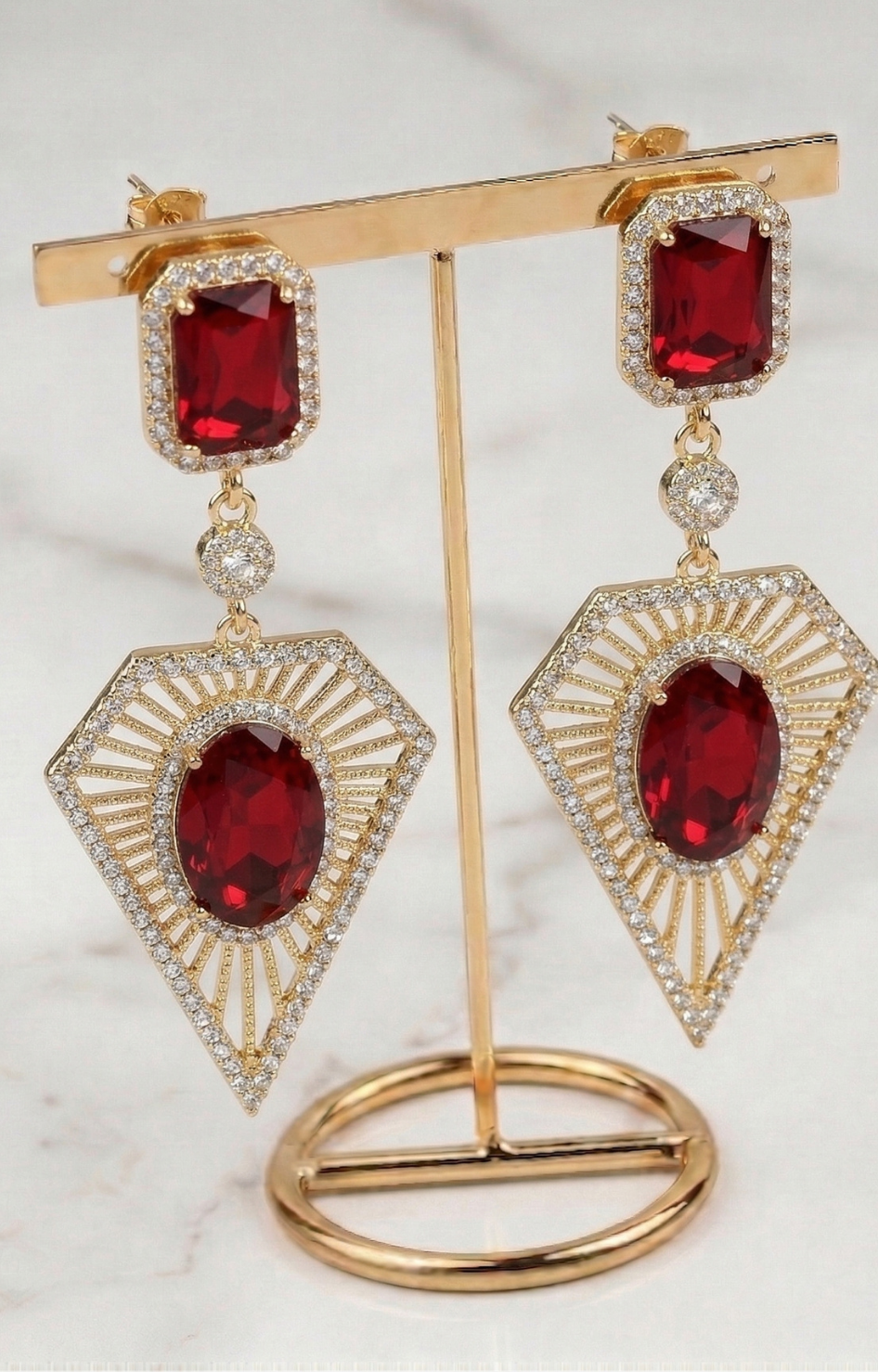 Aretes Rojos de Lujo - ARETE Boutiquemirel 