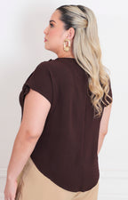 Blusa cafe con pedrería