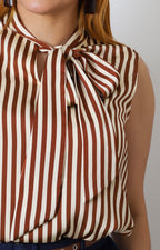 Blusa sin manga a rayas con moño