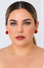 Aretes botón con piedra roja