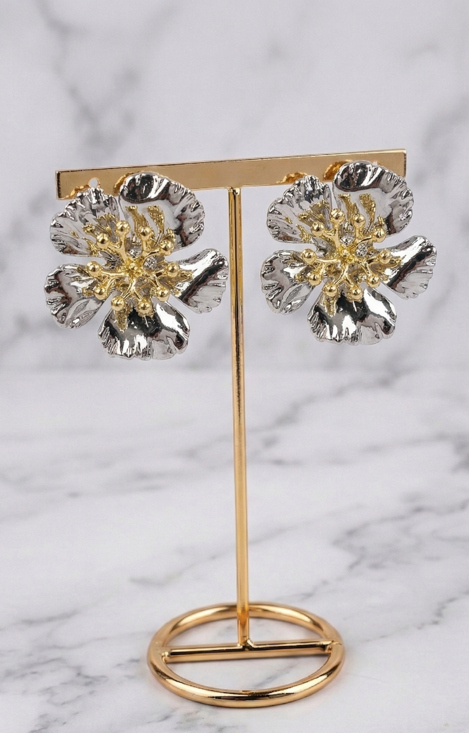 Aretes flor plateados con dorado - ARETES Boutiquemirel 