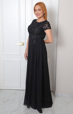 Vestido largo negro con encaje