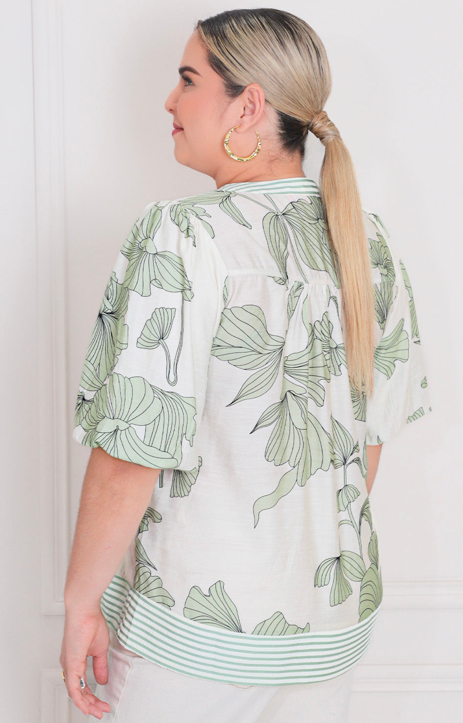 Blusa estampada con manga globo