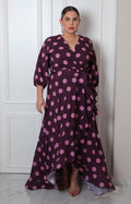Vestido largo de polka dots con escote cruzado