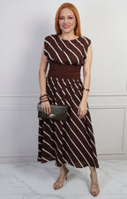 Vestido largo a rayas con cintura entallada de Boutiquemirel vista frontal