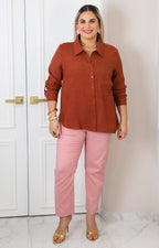 Blusa camisera con bolsillos