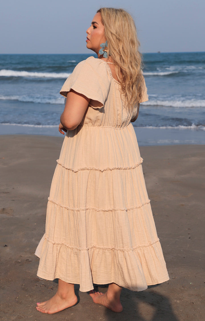 Vestido beige largo - VESTIDO LARGO CURVY Boutiquemirel 