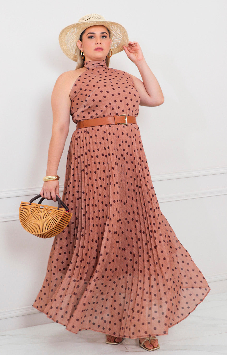 Vestido cafe halter - VESTIDO LARGO CURVY Boutiquemirel 
