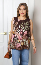 Blusa café con estampado tropical