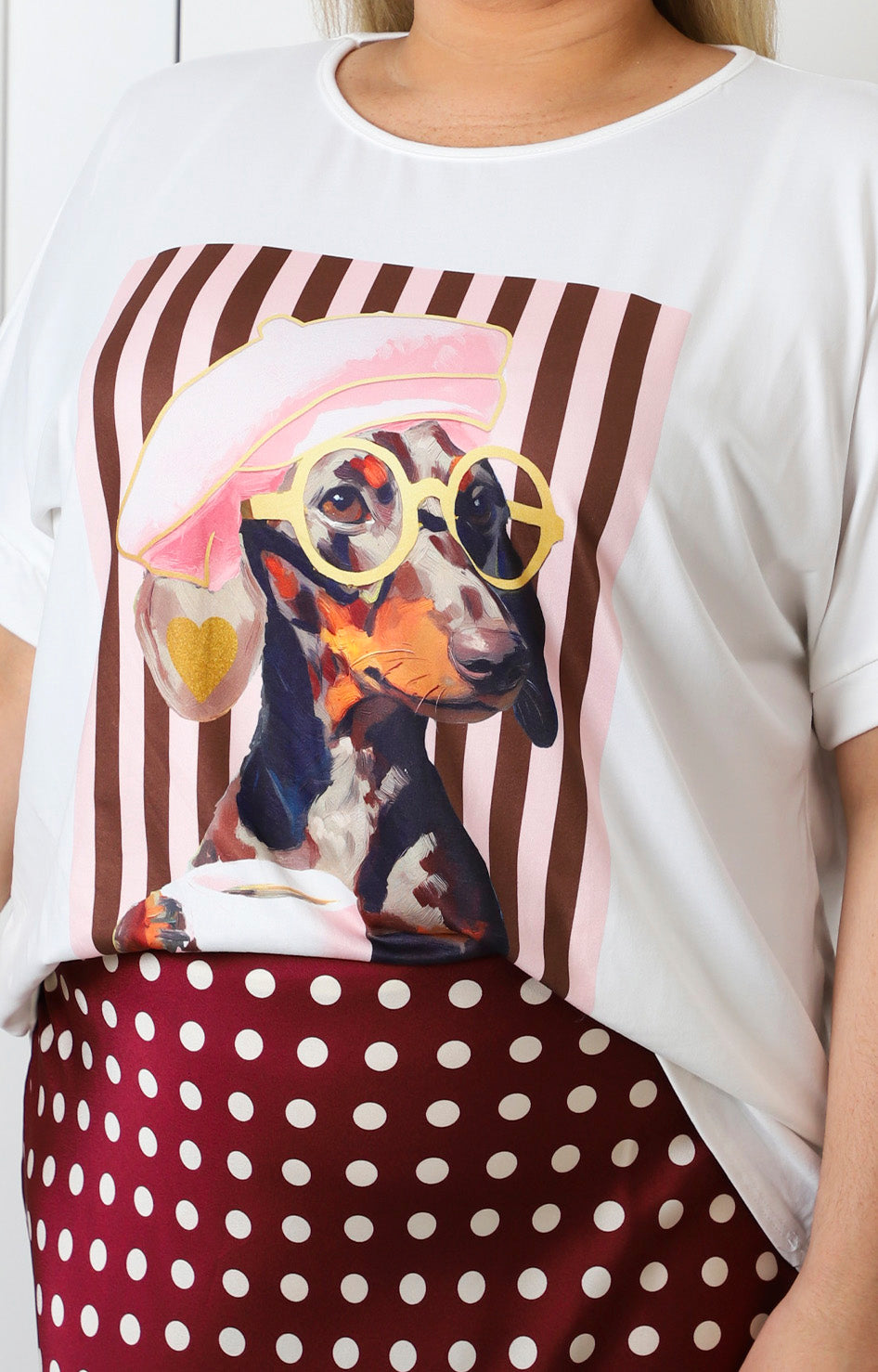 Blusa blanca con estampado de perrito