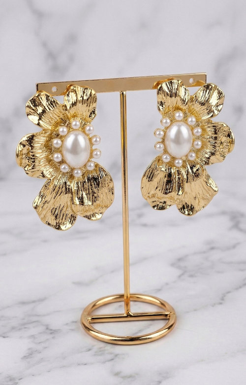 Aretes de Flor Dorada con Perla - ARETES Boutiquemirel 